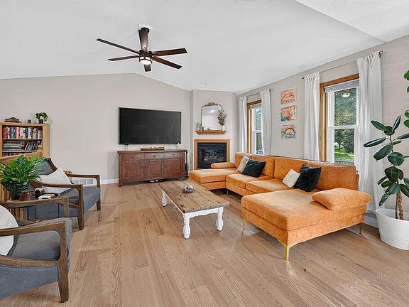 4th image of 1435 Waterloo AVENUE