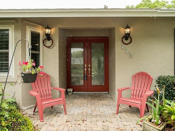 4th image of 550 Hadley Dr