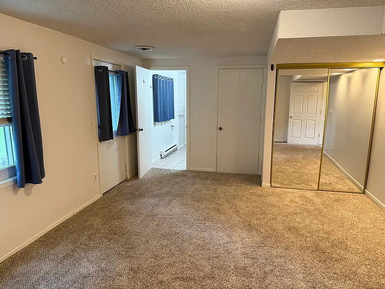 9618 Utica Rd — Photo 2