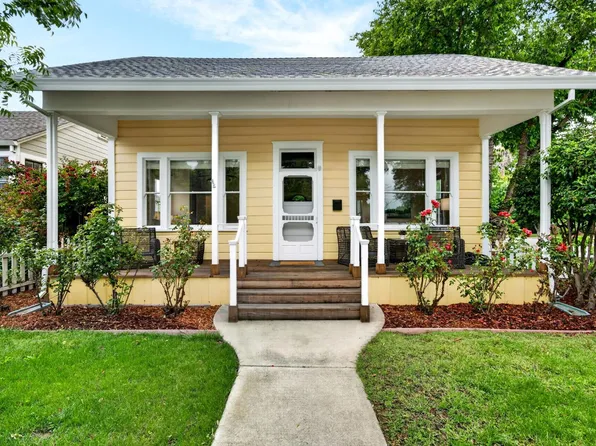 923 3rd St, Davis, CA 95616