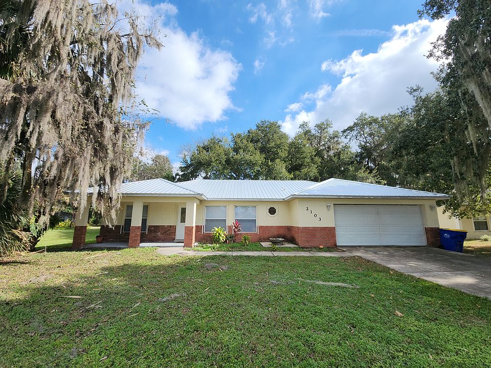 1st image of 2103 Queen Palm Dr