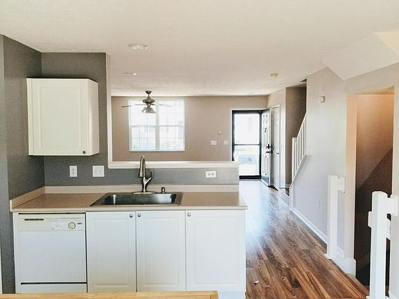 4th image of 354 Douglasfir Dr
