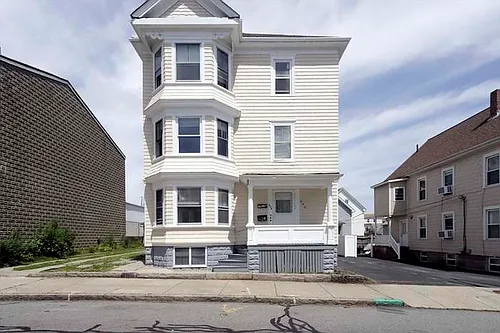 545 Rivet St Photo 1