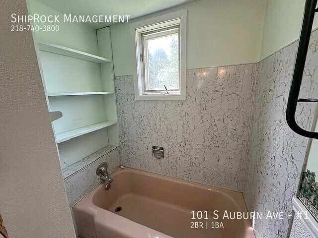 101 S Auburn Ave #1 — Photo 20