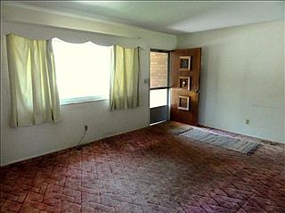 5th image of 106 Janet Dr