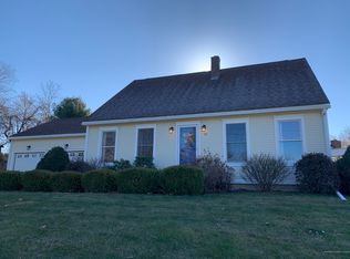 53 Lorraine Ave, Brewer, ME 04412