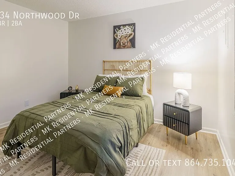 Leasing — Photo 10