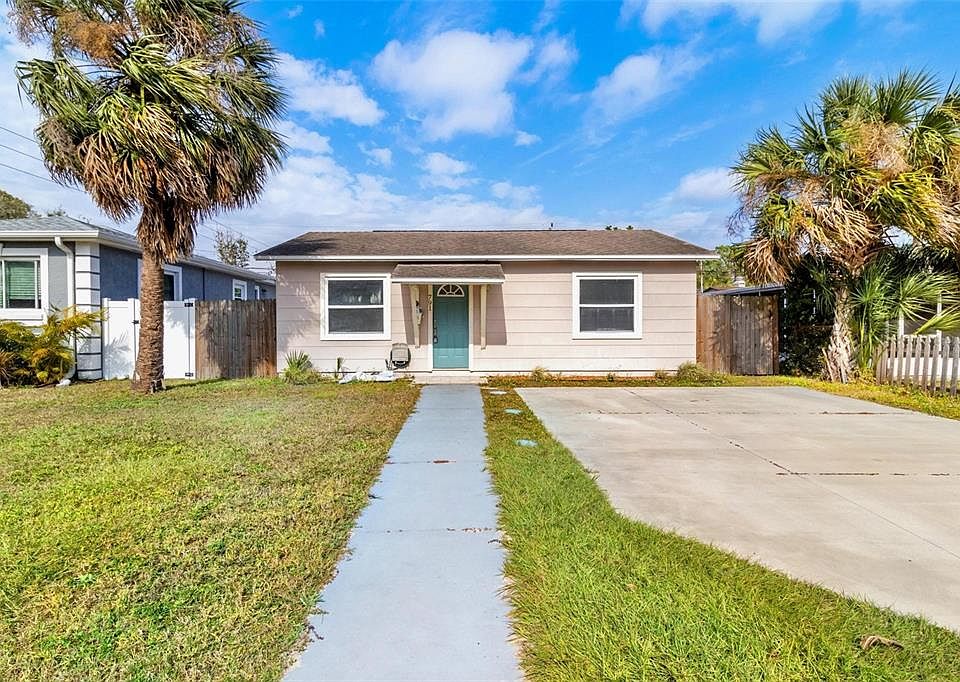 1st image of 791 48TH AVENUE N