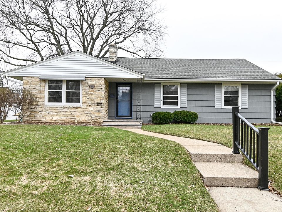 1st image of 2089 N 89th St