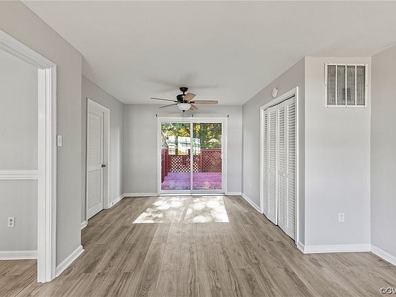 5th image of 1403 Etna Cir