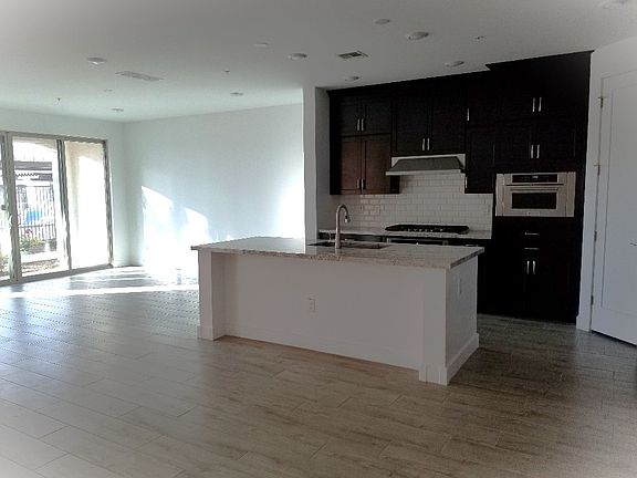 4th image of 3855 S McQueen Rd #D22