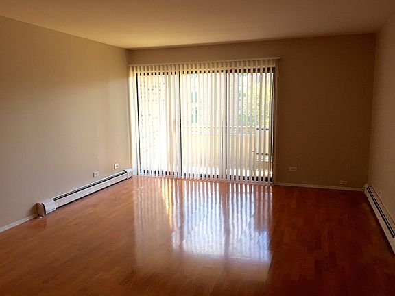3rd image of 1931 Prairie Sq APT 203