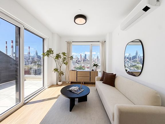 3rd image of 11-14 35th Ave #907