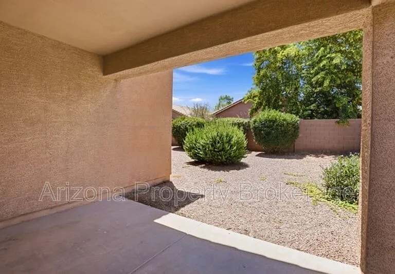 3759 W Santa Cruz Ave — Photo 28