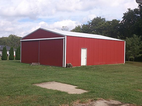 30 x 40 pole barn