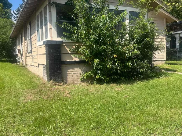 2815 Waters Ave, Gadsden, AL 35904