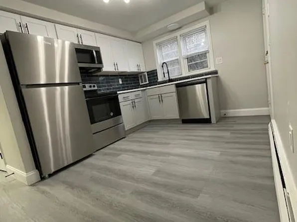 338 Park Ave, East Hartford, CT