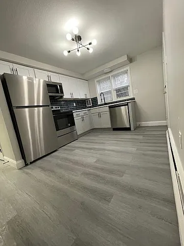338 Park Ave #C Photo 1