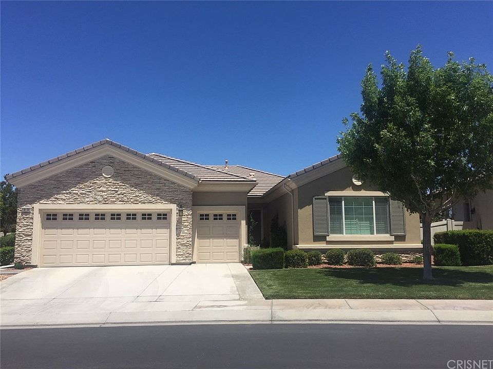 1st image of 19494 Vermillion Ln