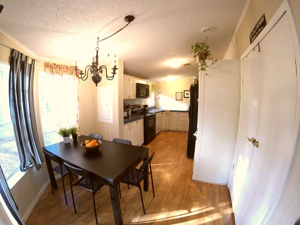 2nd image of 13229 Oak Forest Ave