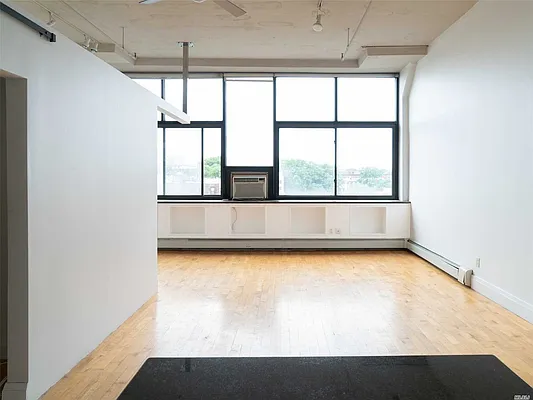 Rented by Compass | media 26