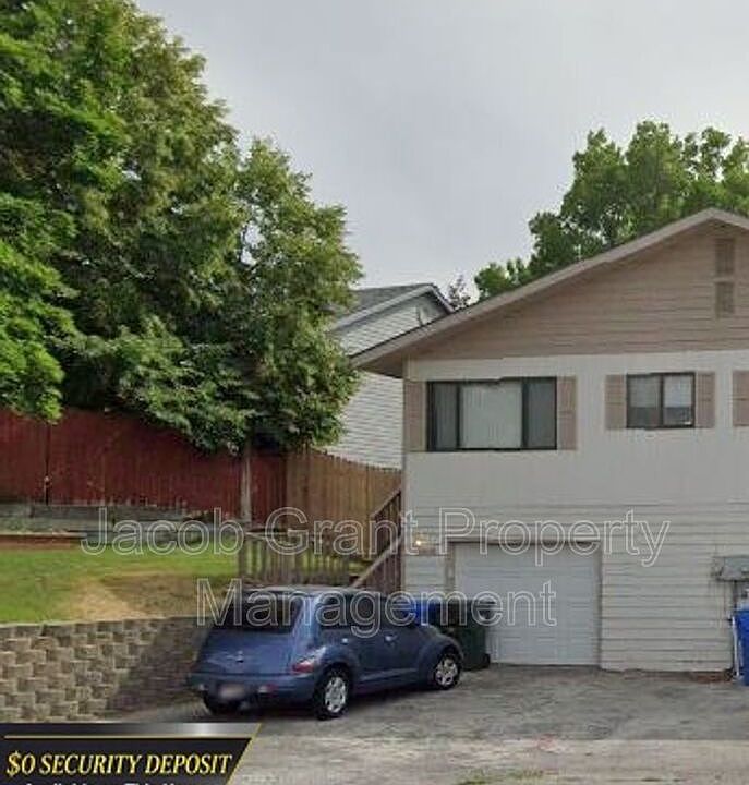 1st image of 2215 Gail Dr