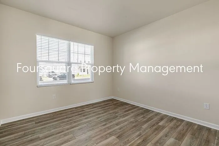 1716 Luna Way — Photo 10