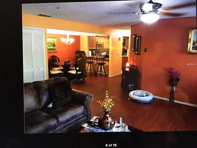 living room/dining