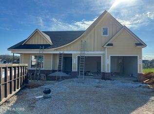 149 Limelight Ln, Lenoir City, TN 37772