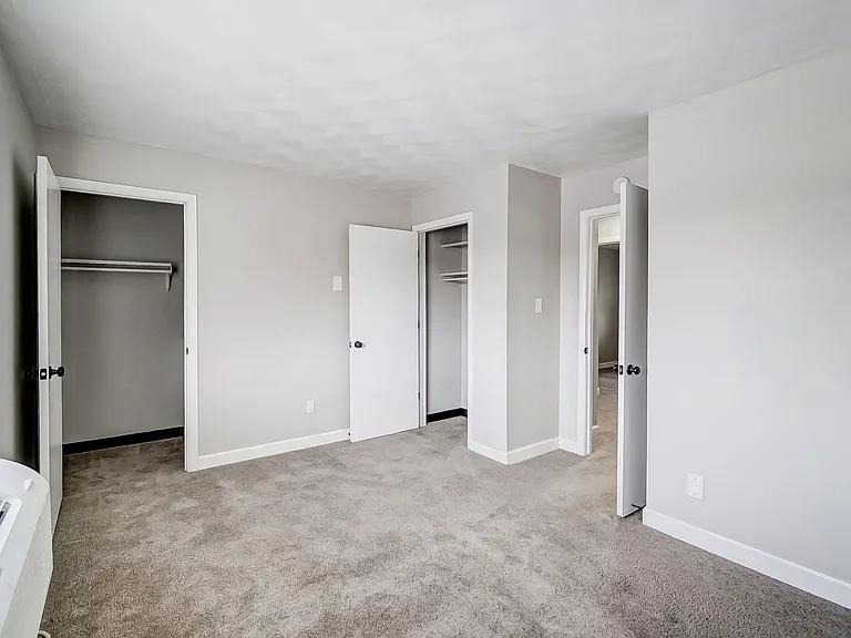 Hickory Creek Apartments — Photo 48