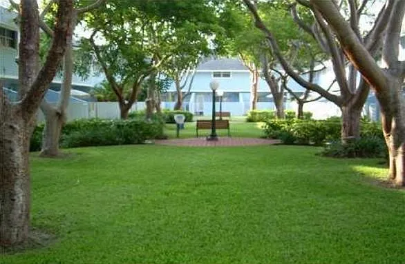 798 Crandon Blvd #54-B — Photo 34