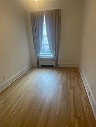 Rented by K & O Realty Associates Inc.