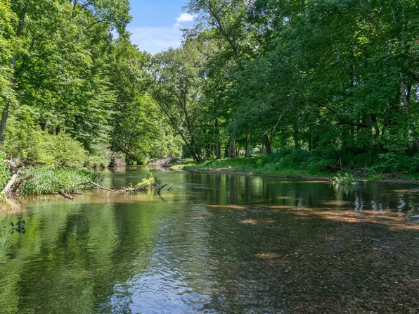 4123 E Beaverdam Rd, Centerville, TN 37033