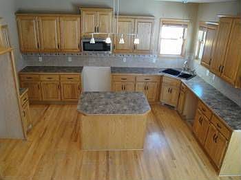 3rd image of 15959 Yellow Pine St NW