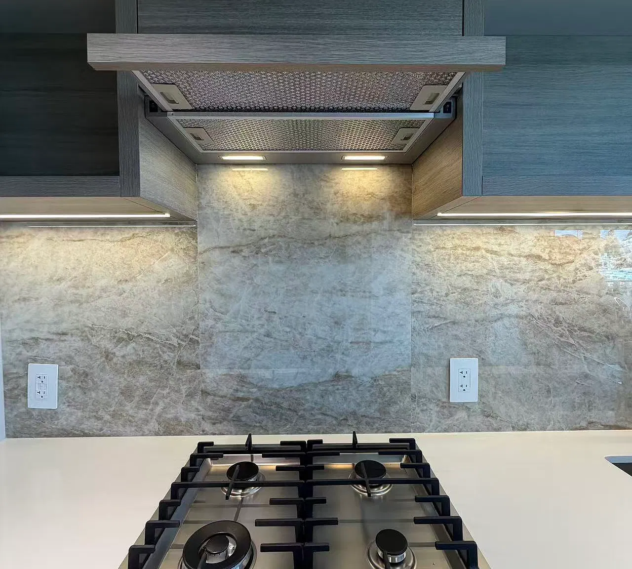 1 bed, 400 sqft, $1,900 — Photo 2