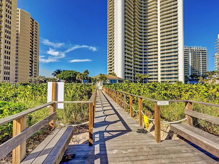 3000 N Ocean Dr — Photo 71