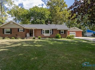 340 Park Dr, Luckey, OH 43443