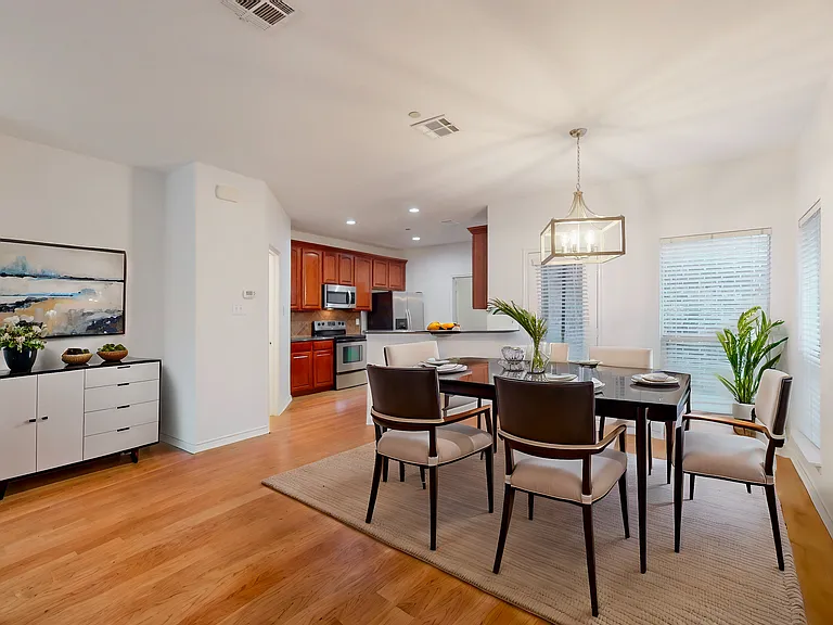 6818 Cortona Ln — Photo 5