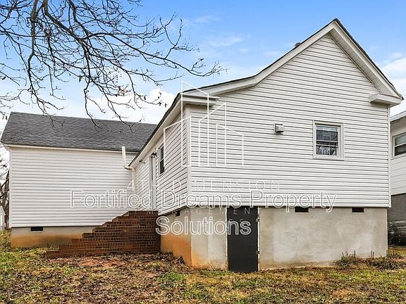 2nd image of 1414 E 20th St #3