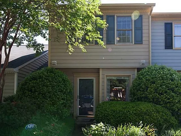 218 Saint Andrews Ln, Durham, NC 27517