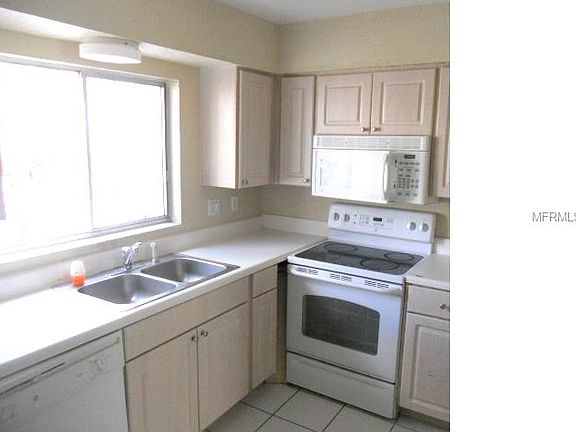 4th image of 7901 Savanah Palm Pl Unit 101