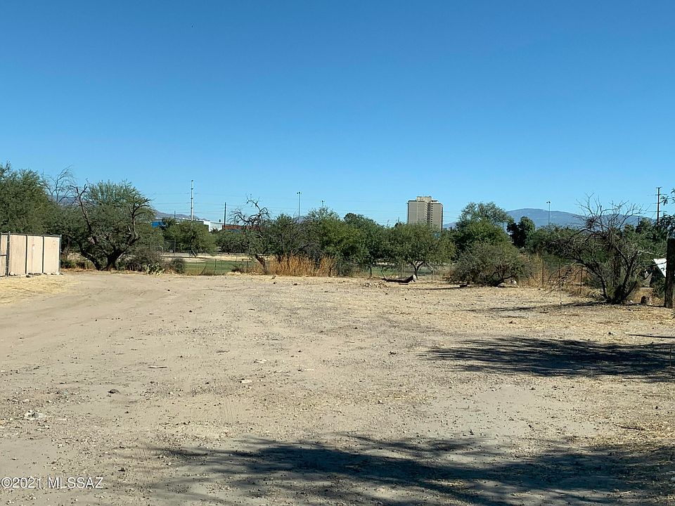 1st image of 1360 N Apache Dr #36