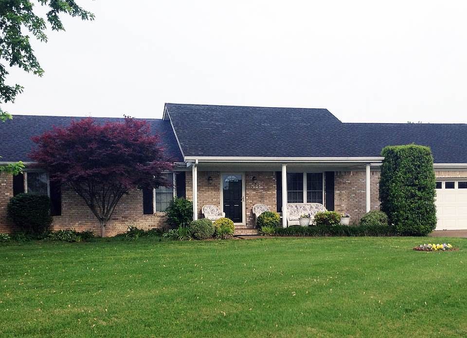 1st image of 129 Stephanie St