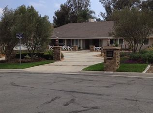 390 S Bridge View Dr, Anaheim, CA 92808