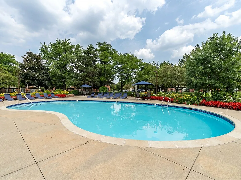 Laurel Valley Apartments