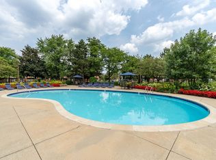 Laurel Valley Apartments, Sterling Heights, MI 48310