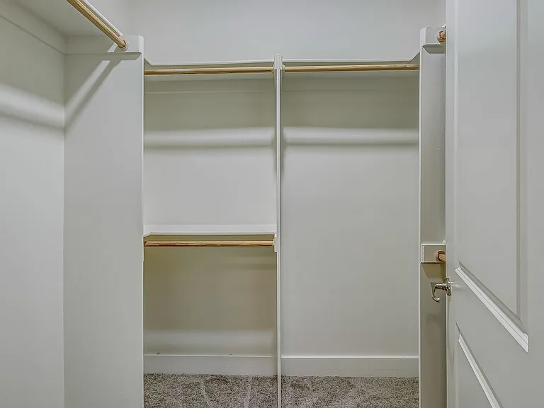 Axis 2300 Apartments — Photo 92