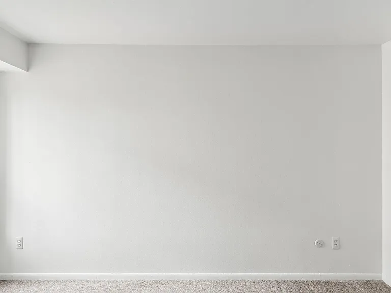 Kimberly Club Apartments — Photo 13