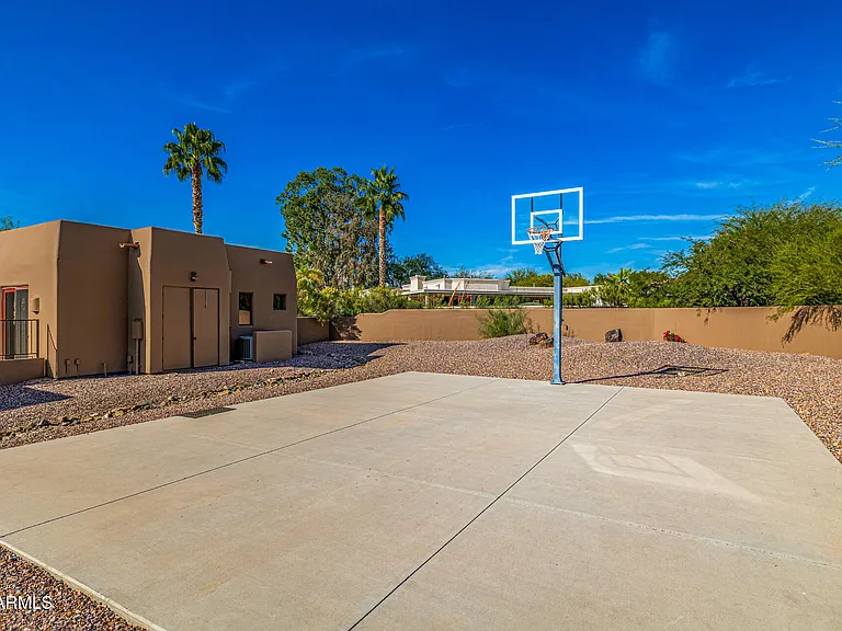 8406 E Calle Buena Vis — Photo 71