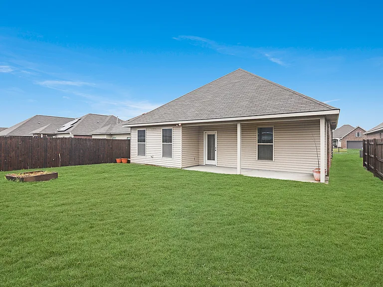 42451 Baystone Ave — Photo 7